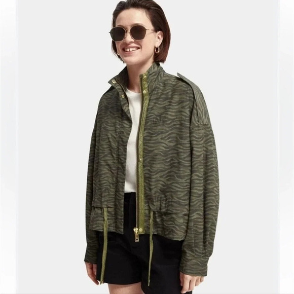 Scotch & Soda Green Tiger Printed Loose Fit Zip Jacket NWOT Size Small - Picture 3 of 11